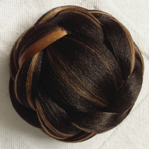 black synthetic hair bun LP16